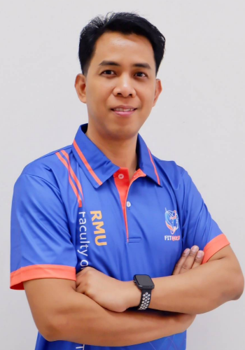 ธเนศ  ยืนสุข