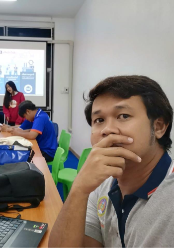 กีรติ  ทองเนตร
